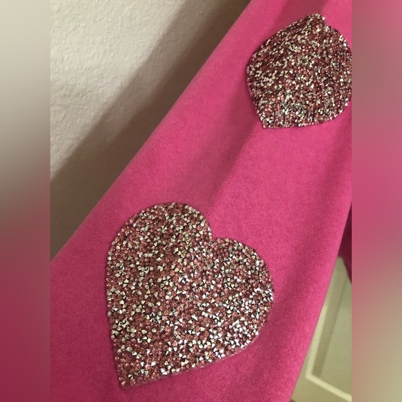 heart shaped glitter patch embroidered sleeves pink sweatshirt size XL brand new - Picture 3 of 14